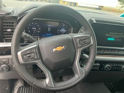2026 Chevrolet Silverado 1500 — photo 11 view