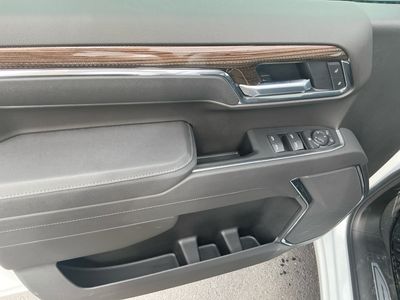 2026 Chevrolet Silverado 1500 — photo 14 view