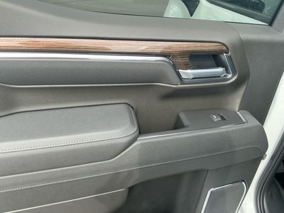 2026 Chevrolet Silverado 1500 — photo 15 view