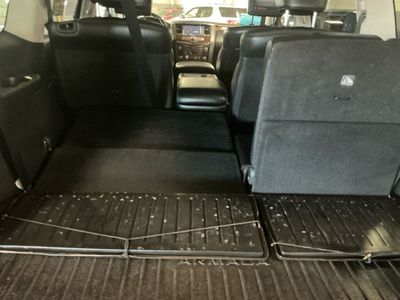 2019 Nissan Armada — photo 13 view