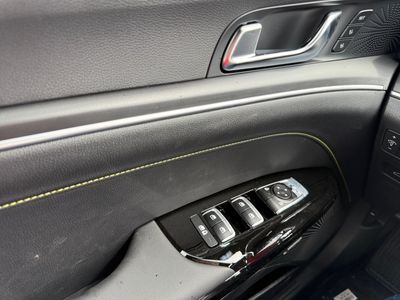 2026 Kia K5 — photo 12 view