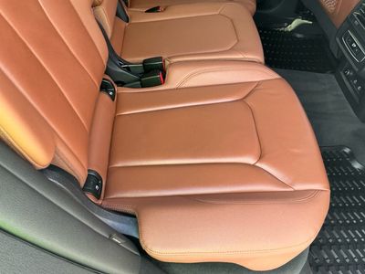 2022 Audi Q8 — photo 8 view