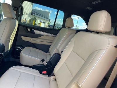 2026 Buick Enclave — photo 8 view