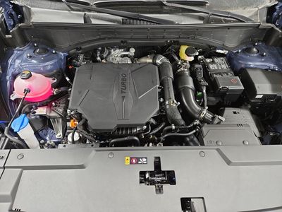 2025 Hyundai Santa Fe — photo 12 view