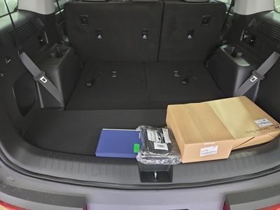 2025 Hyundai Santa Fe — photo 8 view
