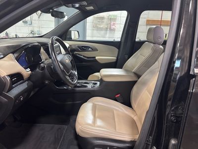 2023 Chevrolet Traverse - Photo 8