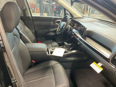 2025 Kia Sorento - Photo 14