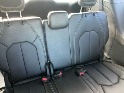 2026 Chrysler Pacifica — photo 7 view