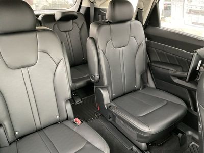 2026 Kia Sorento - Photo 7