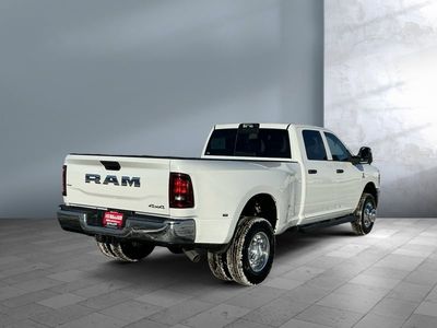 2026 Ram 3500 - Photo 3