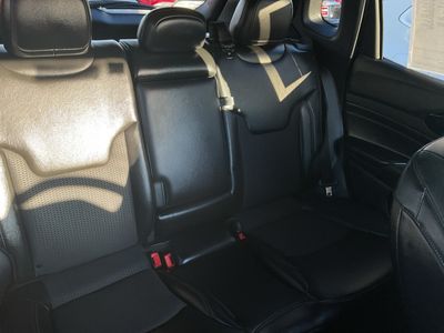 2023 Jeep Compass — photo 12 view