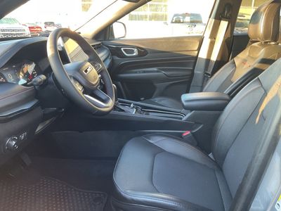 2023 Jeep Compass — photo 13 view