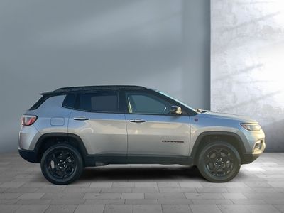 2023 Jeep Compass — detail view