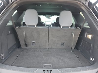2025 Ford Explorer — photo 13 view