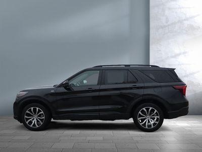 2025 Ford Explorer — rear three-quarter view