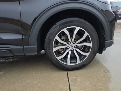 2025 Ford Explorer — photo 9 view