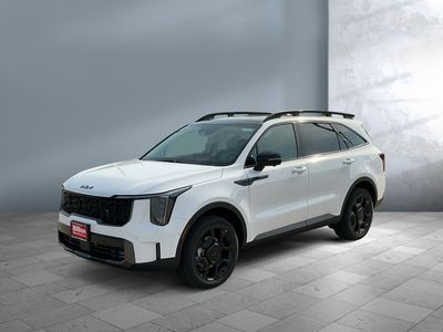 2025 Kia Sorento — front three-quarter view