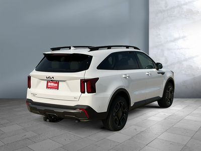 2025 Kia Sorento — engine compartment view