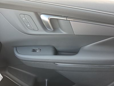 2026 Buick Enclave — photo 7 view