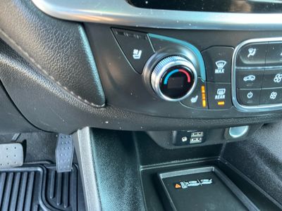 2023 Chevrolet Traverse — detail view
