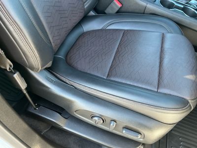 2023 Chevrolet Traverse — photo 10 view