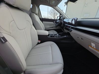 2026 Kia Sorento Hybrid - Photo 13