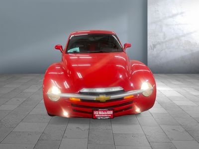 2004 Chevrolet SSR - Photo 2