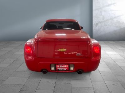 2004 Chevrolet SSR - Photo 5