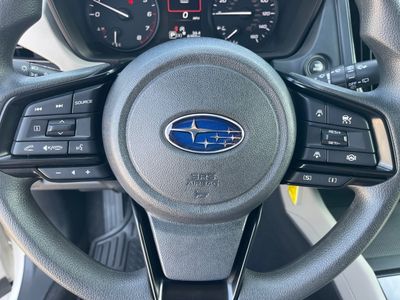 2025 Subaru Forester — photo 12 view