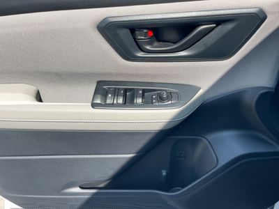 2025 Subaru Forester — photo 15 view