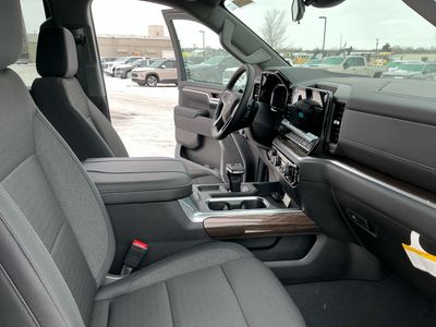 2026 Chevrolet Silverado 1500 - Photo 10