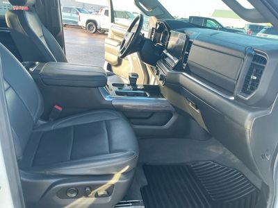 2023 Chevrolet Silverado 1500 — photo 11 view