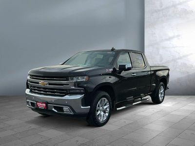 2020 Chevrolet Silverado 1500 — front three-quarter view