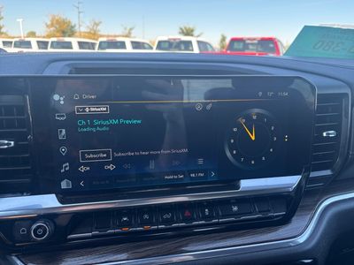2024 Chevrolet Silverado 1500 — photo 8 view