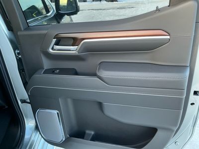 2026 GMC Sierra 1500 — photo 8 view