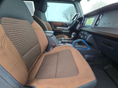 2022 Ford Bronco — photo 14 view