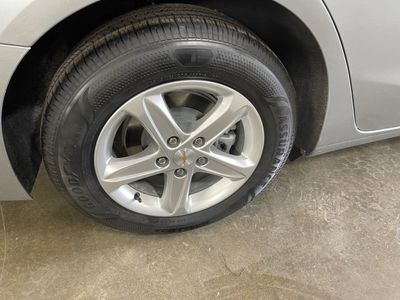 2024 Chevrolet Malibu — photo 11 view