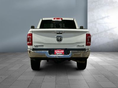 2022 Ram 3500 - Photo 4
