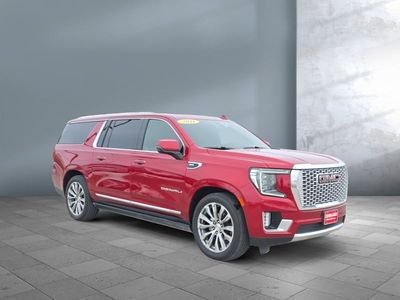 2021 GMC Yukon XL — front three-quarter view