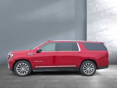 2021 GMC Yukon XL — detail view