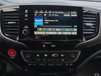2021 Honda Passport — photo 12 view