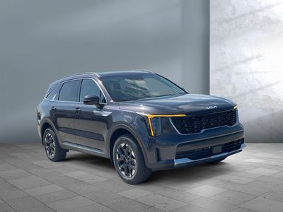 2025 Kia Sorento — front three-quarter view