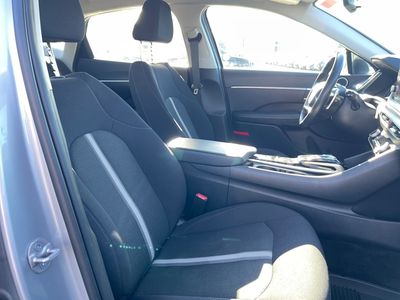 2023 Hyundai Sonata Hybrid — photo 9 view