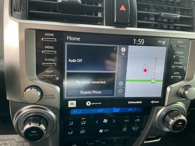 2022 Toyota 4Runner — photo 13 view