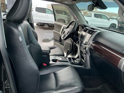 2022 Toyota 4Runner — photo 9 view