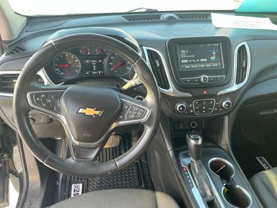 2018 Chevrolet Equinox — photo 12 view