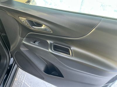 2018 Chevrolet Equinox — photo 15 view