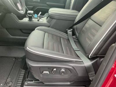 2026 GMC Sierra 1500 - Photo 5