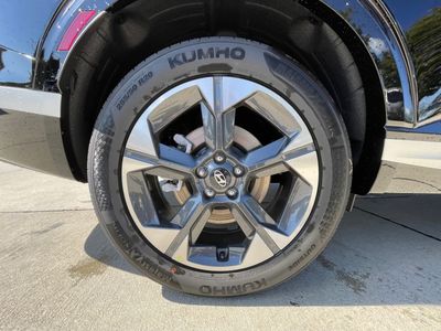 2026 Hyundai Palisade — engine compartment view