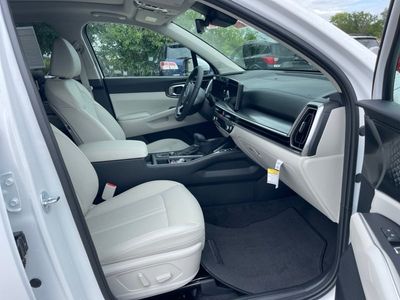 2025 Kia Sorento - Photo 9